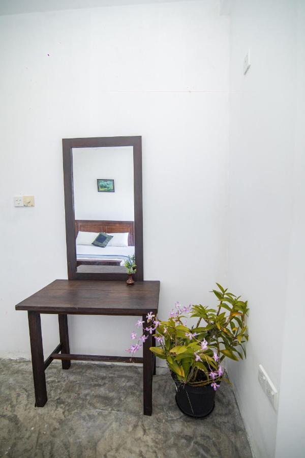Aira Hotel Boossa Bagian luar foto